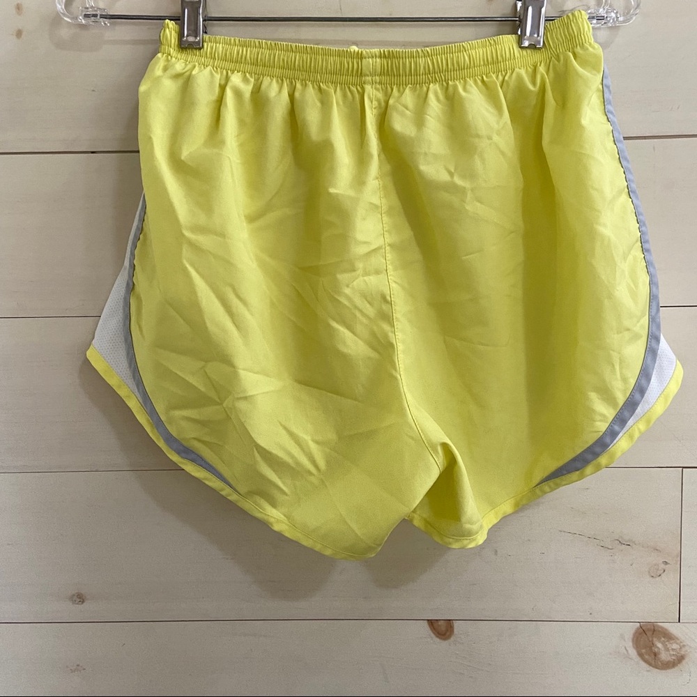 NIKE tempo athletic shorts - Picture 2 of 2